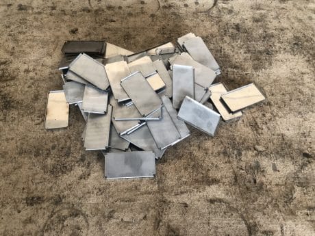 realizace - Držák štítku